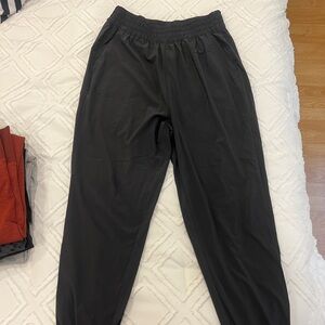 Vuori Joggers